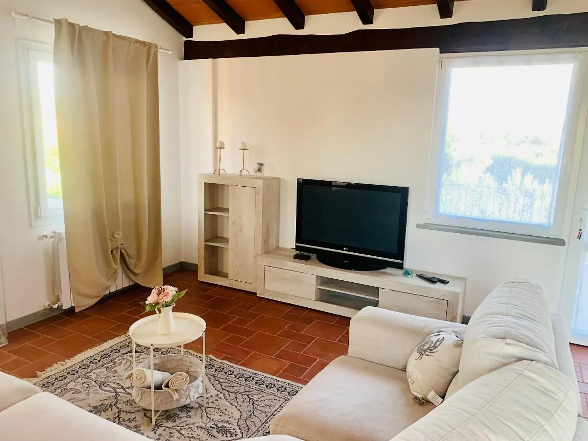 Casa Vacanze Al Mare Apartment Pietrasanta Italy