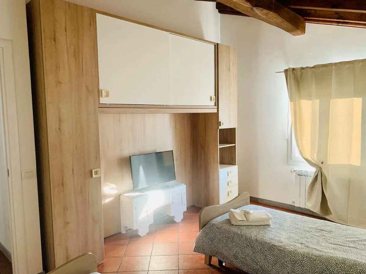Casa Vacanze Al Mare Apartment Pietrasanta