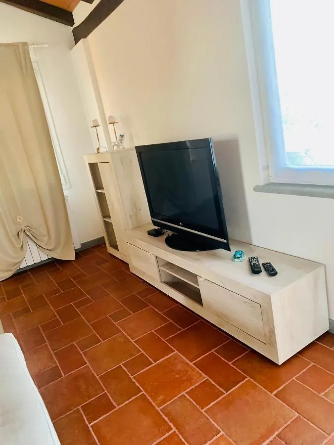 Casa Vacanze Al Mare Apartment Pietrasanta